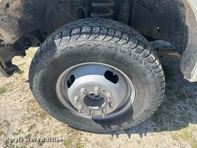 image for item DP6294 2015 Ford F350 Super Duty SuperCrew utility bed pickup truck