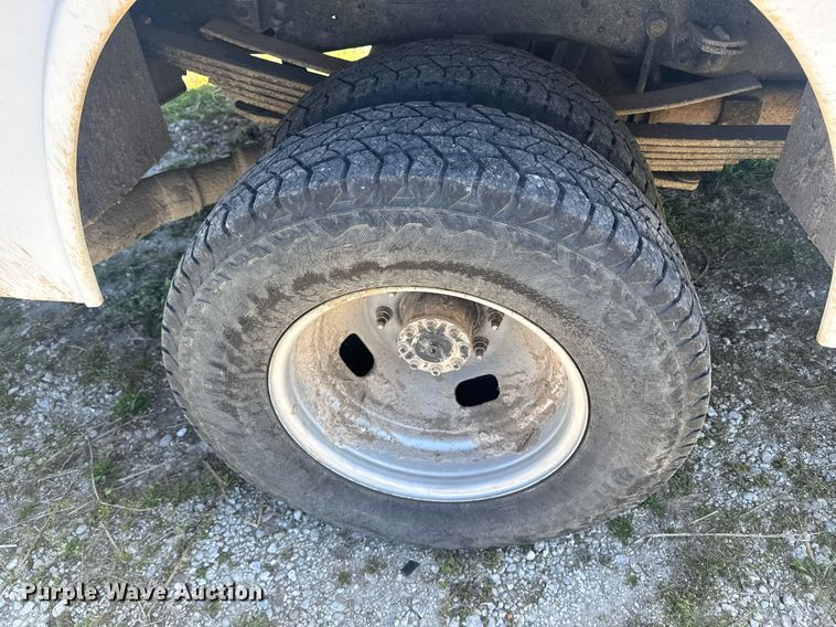 image for item DP6294 2015 Ford F350 Super Duty SuperCrew utility bed pickup truck