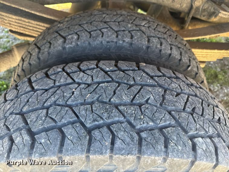 image for item DP6294 2015 Ford F350 Super Duty SuperCrew utility bed pickup truck