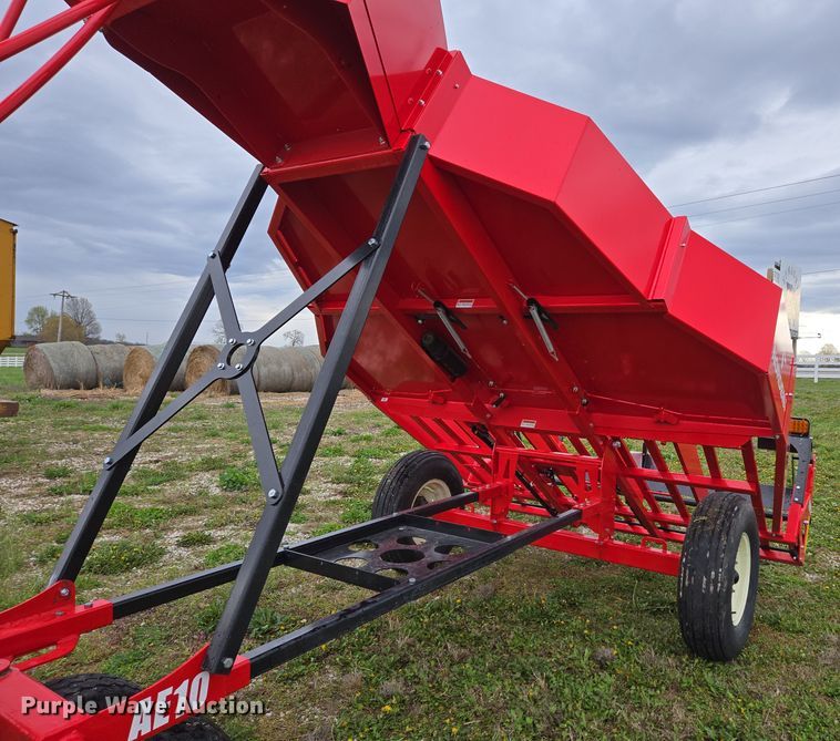 image for item DP6297 Norden AE10 bale accumulator