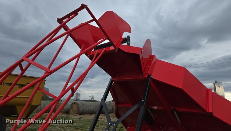 image for item DP6297 Norden AE10 bale accumulator