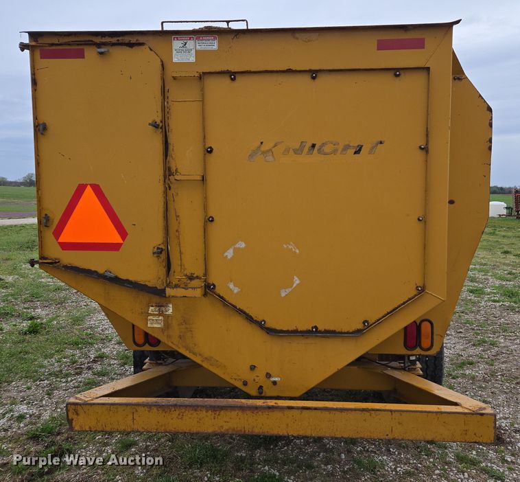 image for item DP6299 Knight 3036 feed mixer