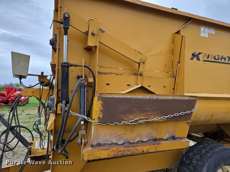 image for item DP6299 Knight 3036 feed mixer