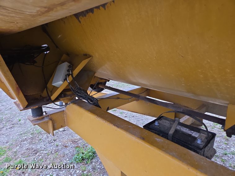 image for item DP6299 Knight 3036 feed mixer