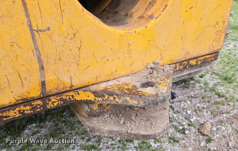 image for item DP6302 1991 John Deere 655B track loader