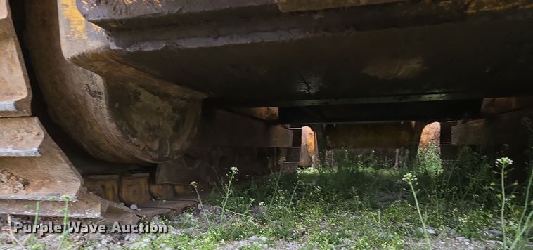 image for item DP6302 1991 John Deere 655B track loader