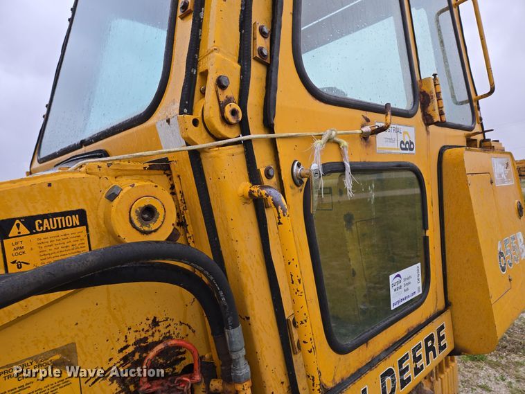 image for item DP6302 1991 John Deere 655B track loader