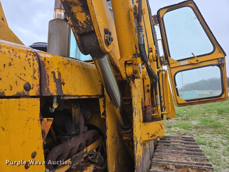 image for item DP6302 1991 John Deere 655B track loader