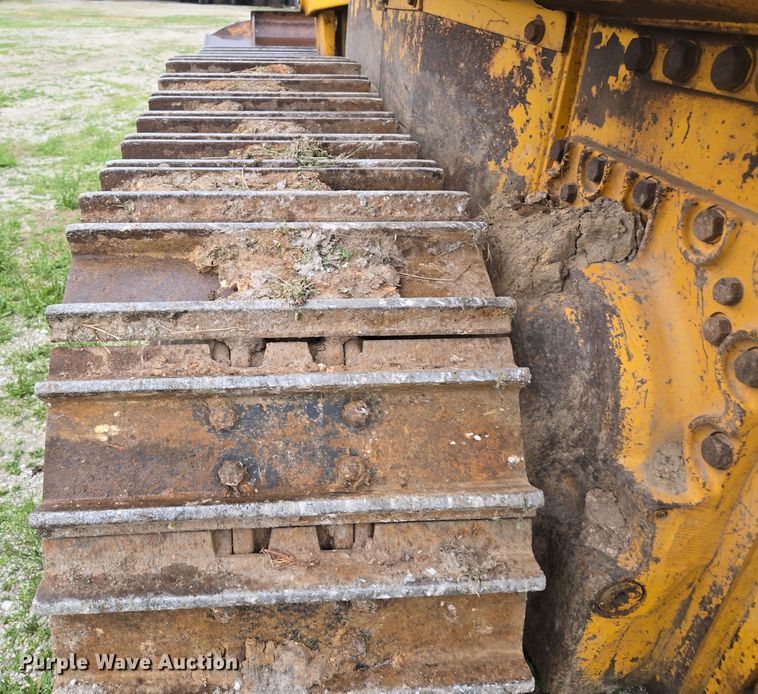 image for item DP6302 1991 John Deere 655B track loader