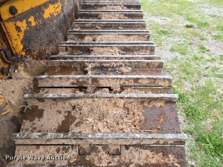 image for item DP6302 1991 John Deere 655B track loader