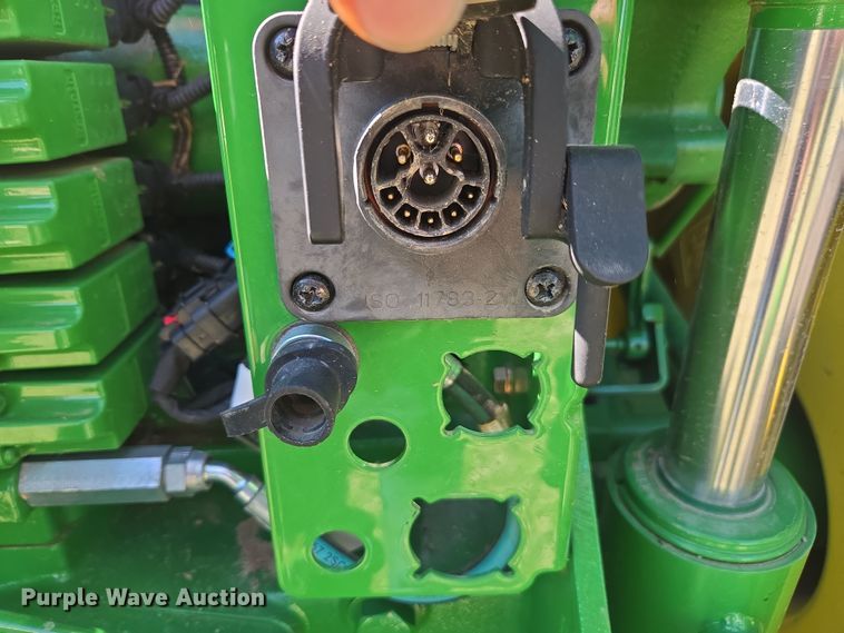 image for item DP6306 2012 John Deere 8285R MFWD tractor