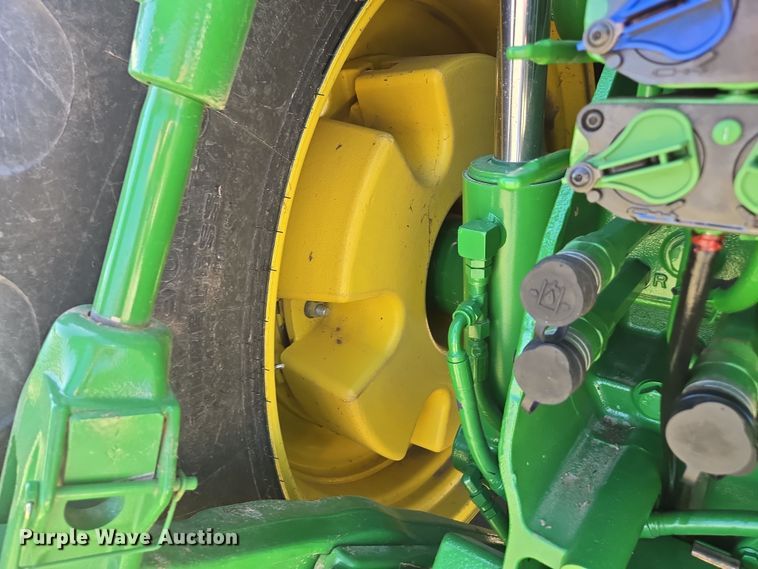 image for item DP6306 2012 John Deere 8285R MFWD tractor