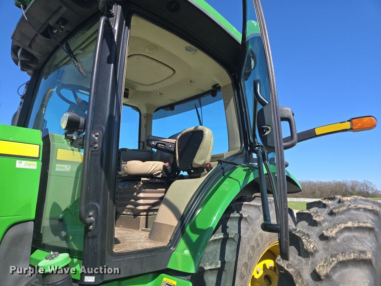 image for item DP6306 2012 John Deere 8285R MFWD tractor