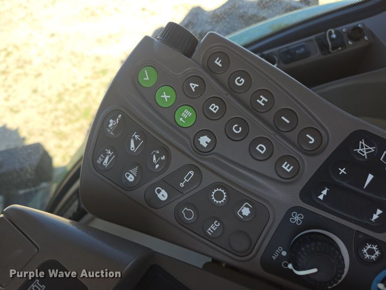 image for item DP6306 2012 John Deere 8285R MFWD tractor