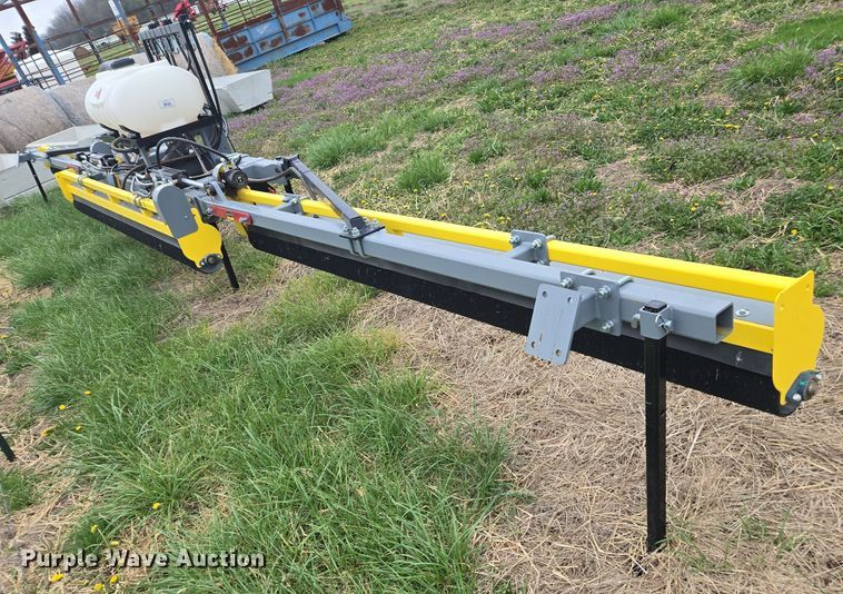 image for item DP6307 Grass Works Manufacturing weed wiper