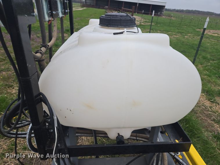 image for item DP6307 Grass Works Manufacturing weed wiper