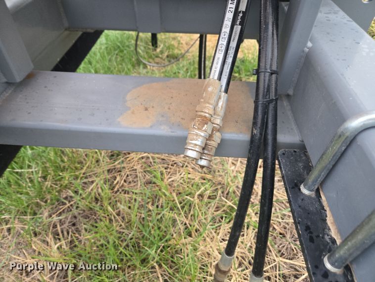 image for item DP6307 Grass Works Manufacturing weed wiper