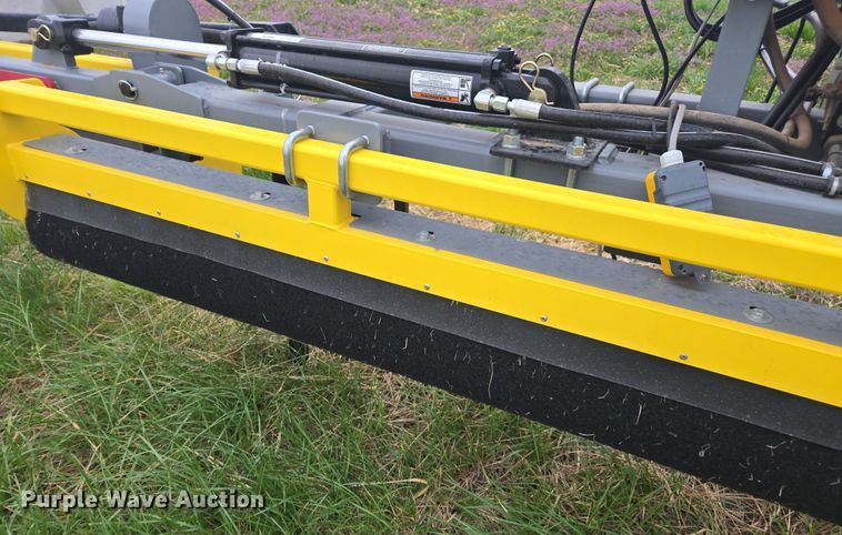 image for item DP6307 Grass Works Manufacturing weed wiper