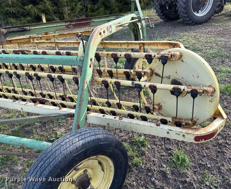 image for item DS4265 John Deere 660 hay rake