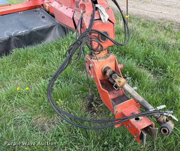 image for item DS4269 Kuhn GMD313TG disc mower