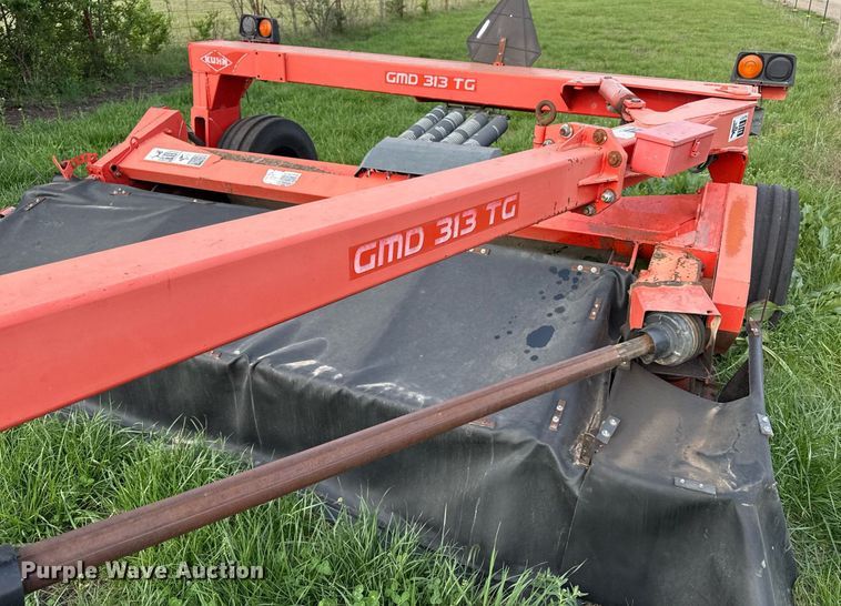 image for item DS4269 Kuhn GMD313TG disc mower