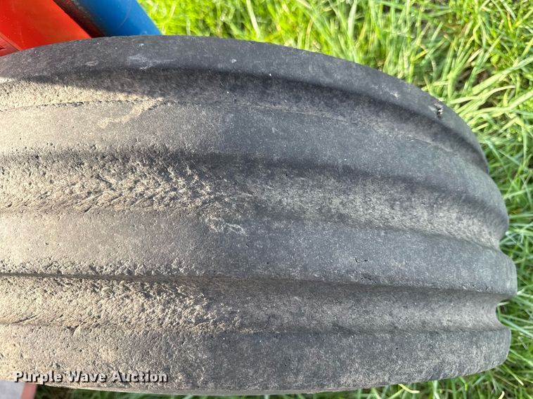 image for item DS4269 Kuhn GMD313TG disc mower