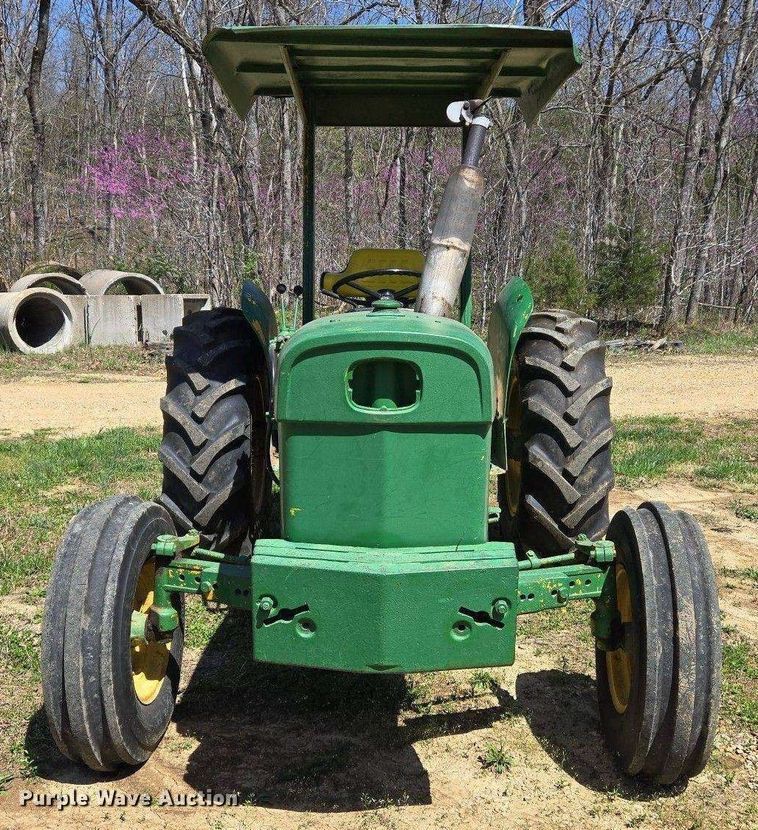 image for item DS5380 John Deere JD 300 tractor