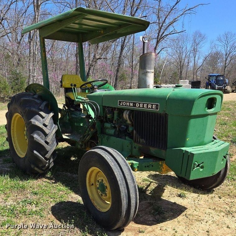 image for item DS5380 John Deere JD 300 tractor