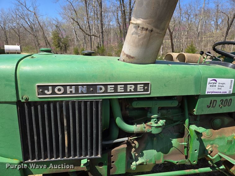 image for item DS5380 John Deere JD 300 tractor
