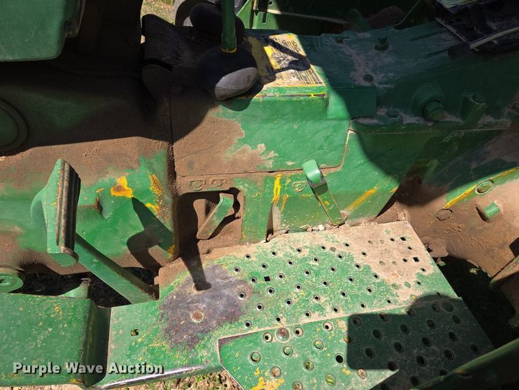 image for item DS5380 John Deere JD 300 tractor