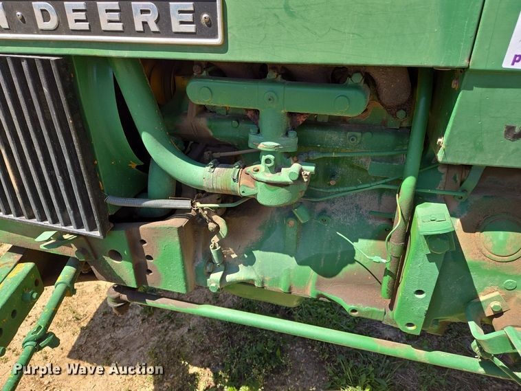 image for item DS5380 John Deere JD 300 tractor