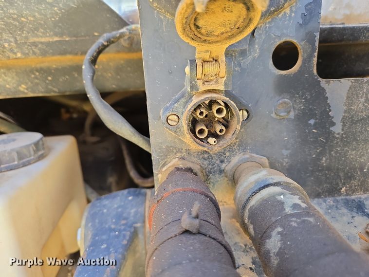 image for item DS5381 1997 New Holland 4835 MFWD tractor