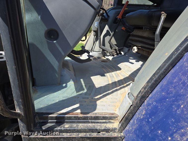 image for item DS5381 1997 New Holland 4835 MFWD tractor