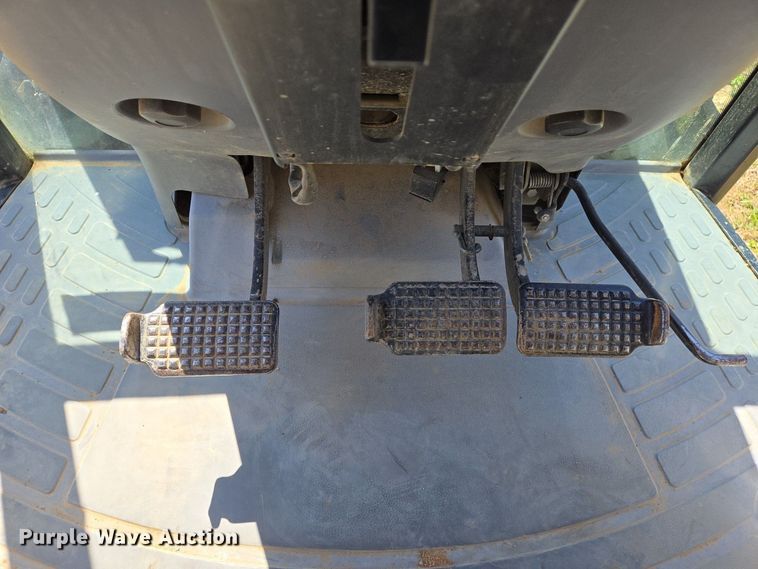 image for item DS5381 1997 New Holland 4835 MFWD tractor