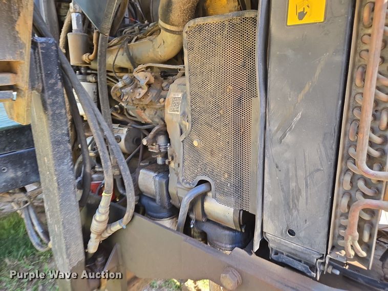 image for item DS5381 1997 New Holland 4835 MFWD tractor