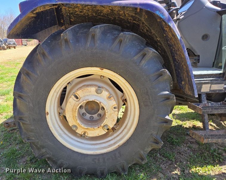 image for item DS5381 1997 New Holland 4835 MFWD tractor