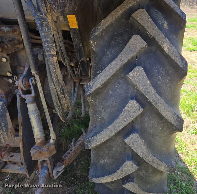 image for item DS5381 1997 New Holland 4835 MFWD tractor