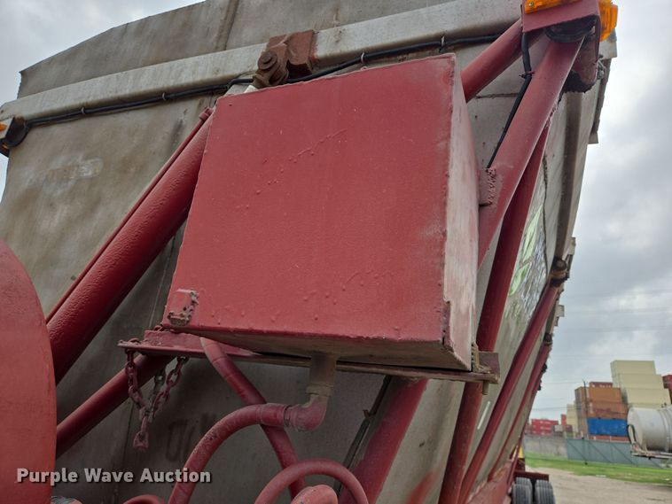 image for item DT4787 1979 Killebrew fertilizer tender trailer