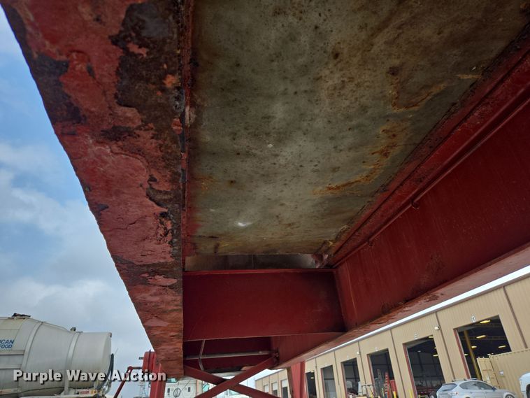 image for item DT4787 1979 Killebrew fertilizer tender trailer