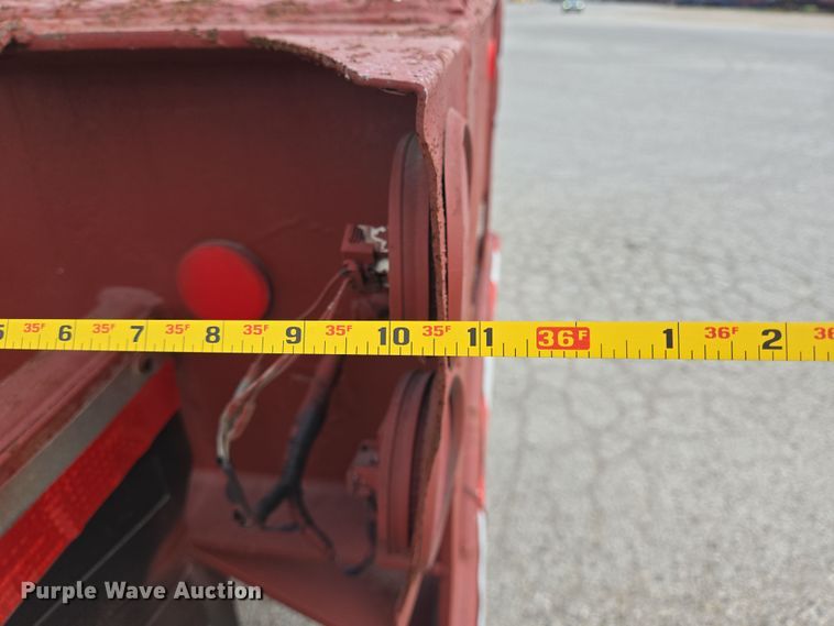 image for item DT4787 1979 Killebrew fertilizer tender trailer