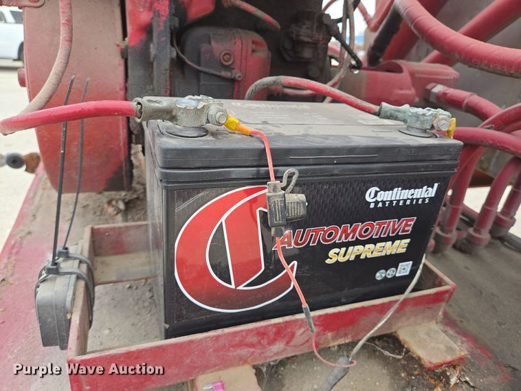 image for item DT4787 1979 Killebrew fertilizer tender trailer