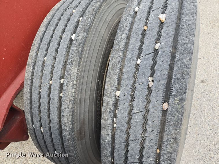 image for item DT4787 1979 Killebrew fertilizer tender trailer