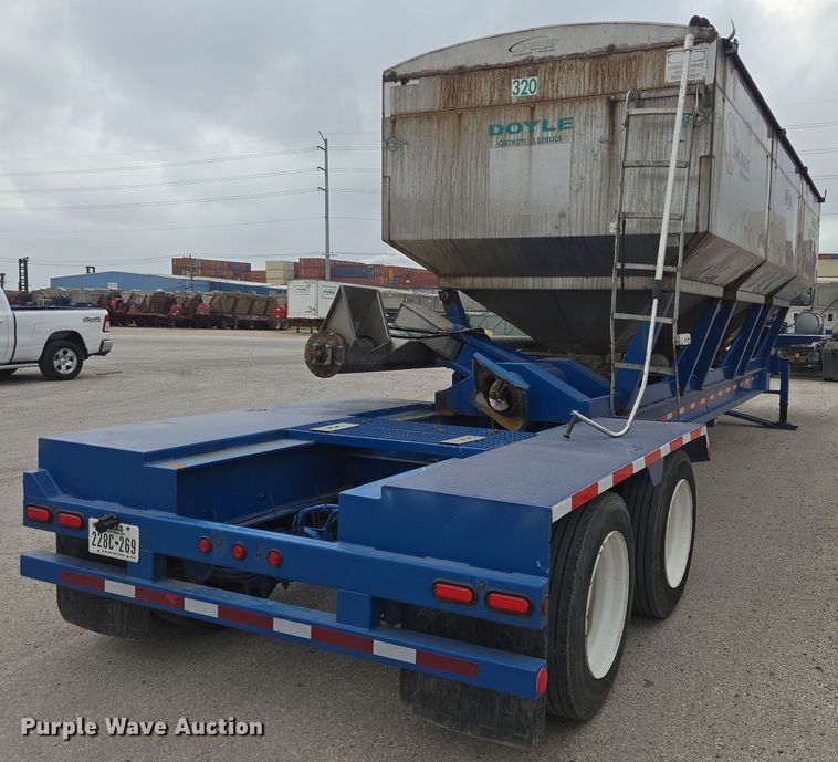 image for item DT4788 2013 Behnke Enterprises Doyle fertilizer tender trailer