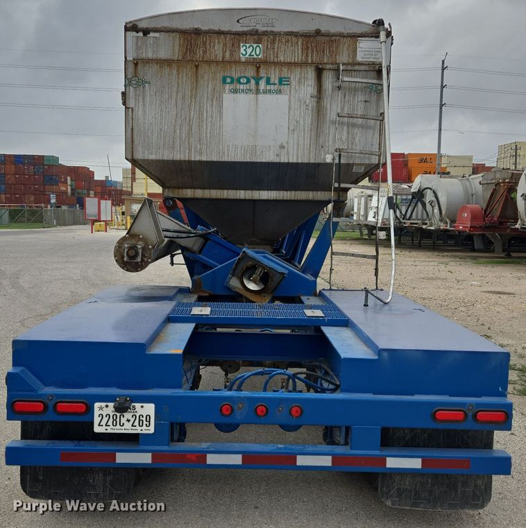image for item DT4788 2013 Behnke Enterprises Doyle fertilizer tender trailer