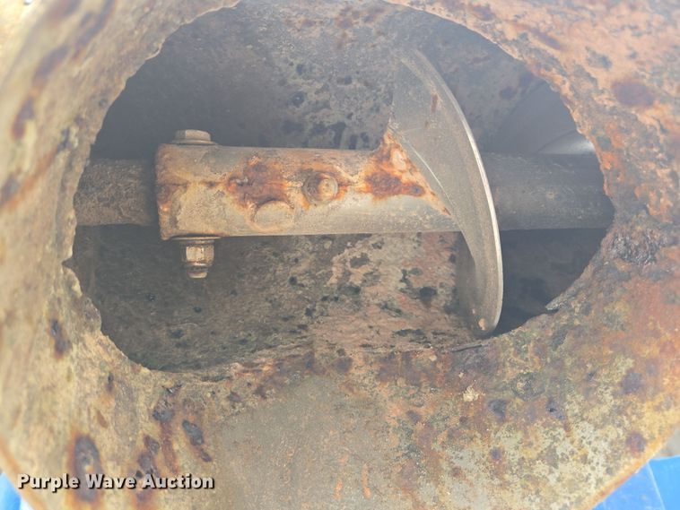 image for item DT4788 2013 Behnke Enterprises Doyle fertilizer tender trailer