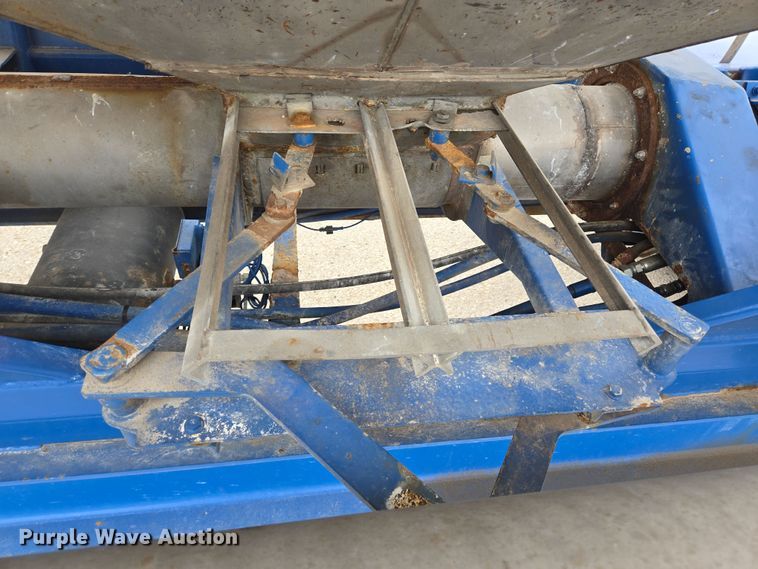 image for item DT4788 2013 Behnke Enterprises Doyle fertilizer tender trailer