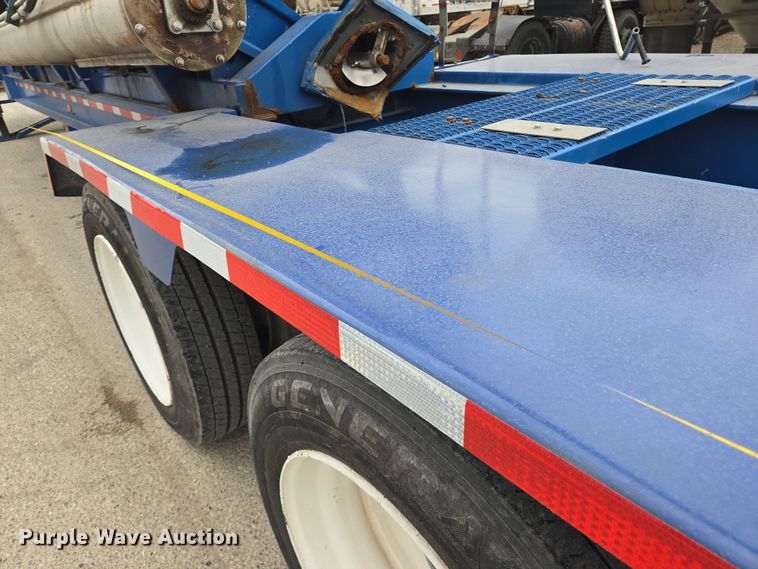 image for item DT4788 2013 Behnke Enterprises Doyle fertilizer tender trailer