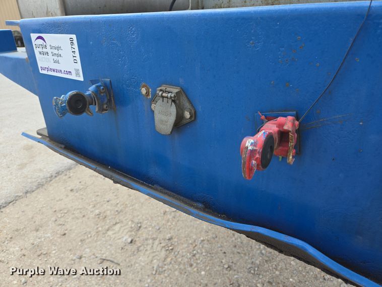 image for item DT4790 2013 Behnke Enterprise Doyle fertilizer tender trailer