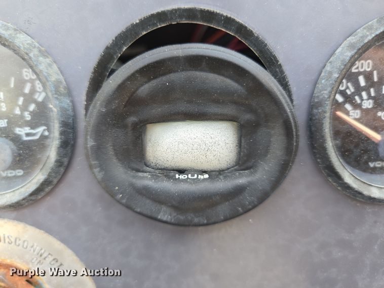 image for item DT4790 2013 Behnke Enterprise Doyle fertilizer tender trailer