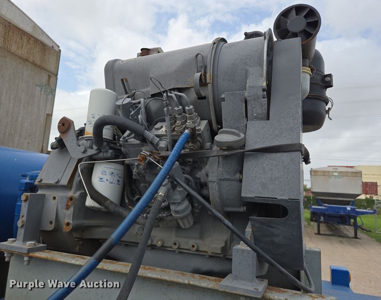 image for item DT4790 2013 Behnke Enterprise Doyle fertilizer tender trailer